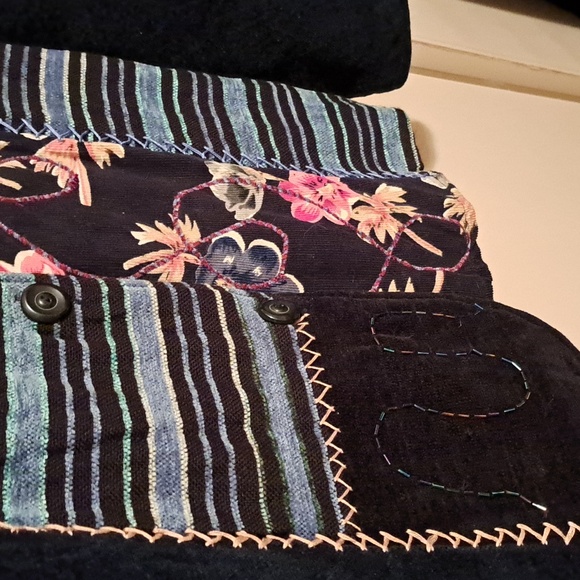 Vintage White Stag Women's Navy Blue Floral Jacket. Large. - Picture 8 of 10